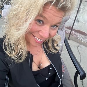 Meet your Posher, Dawn